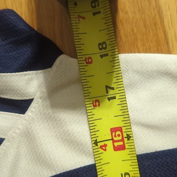 Patriots Jersey Women's Medium NFL New England Football - Picture 6 of 8